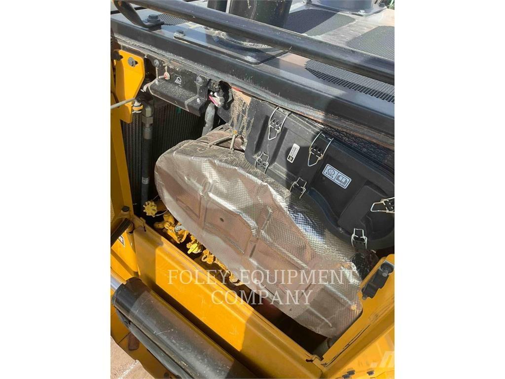 CAT D6-20V24I 履帶推土機