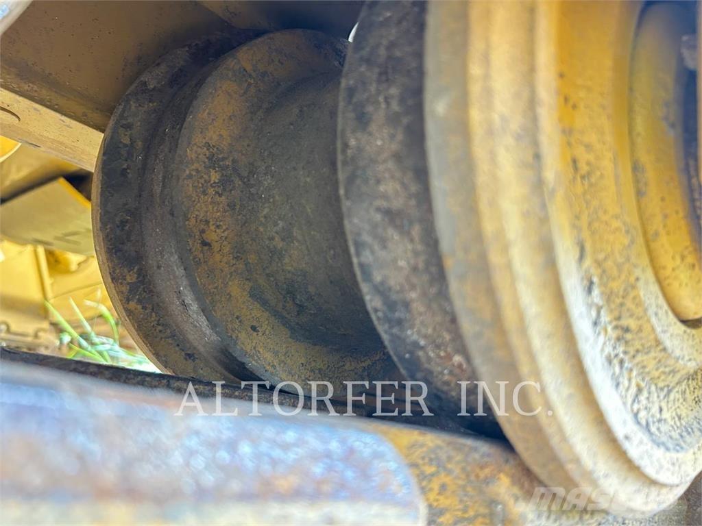 CAT D6-20XE SU 履帶推土機