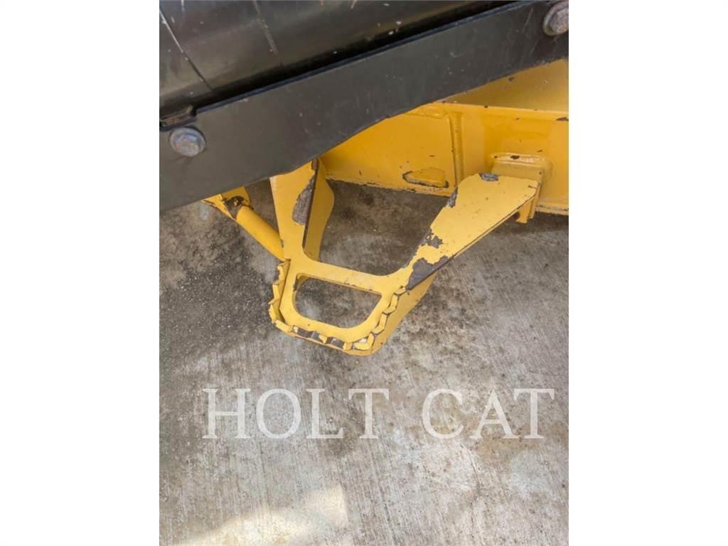 CAT D6 VP 履帶推土機