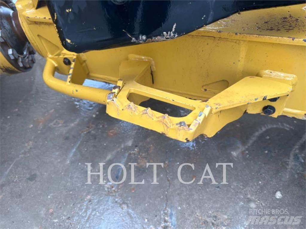 CAT D6 VP 履帶推土機
