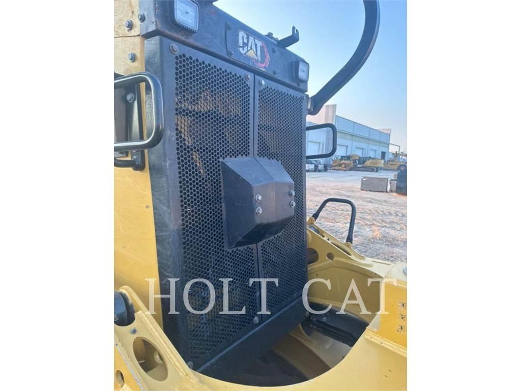 CAT D6 VP 履帶推土機