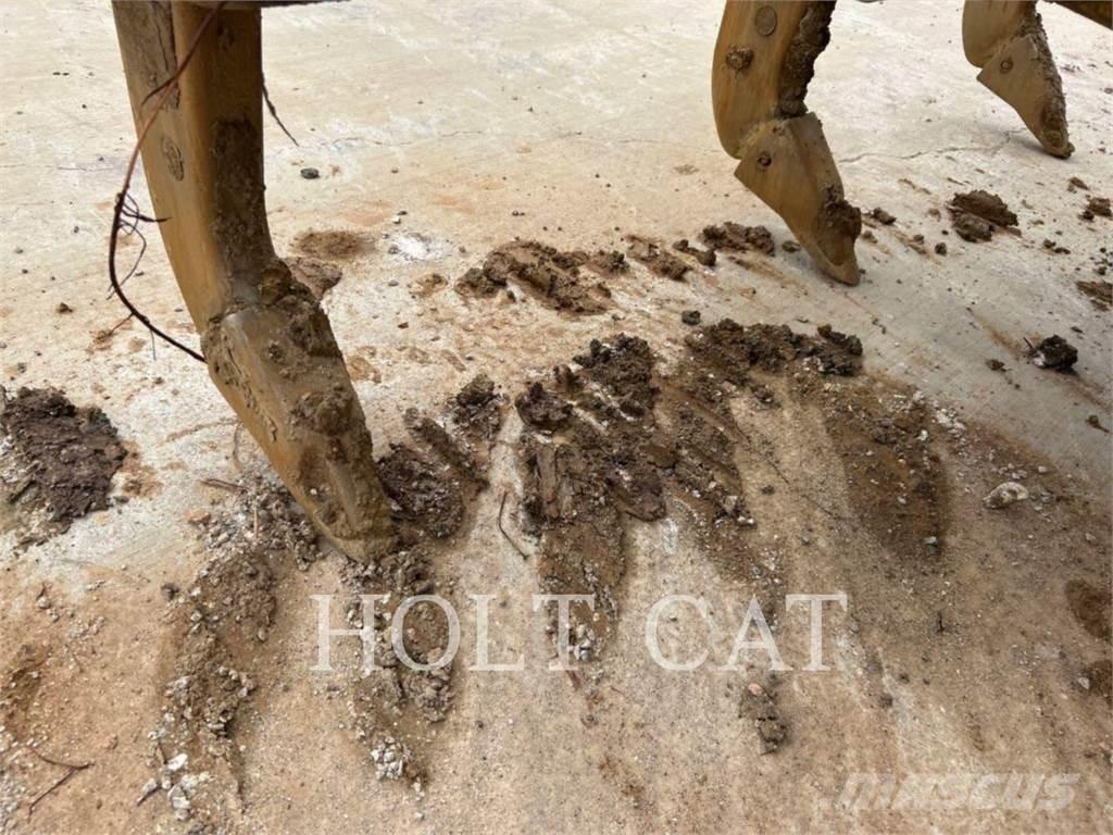 CAT D6 XE 輪胎式裝載機