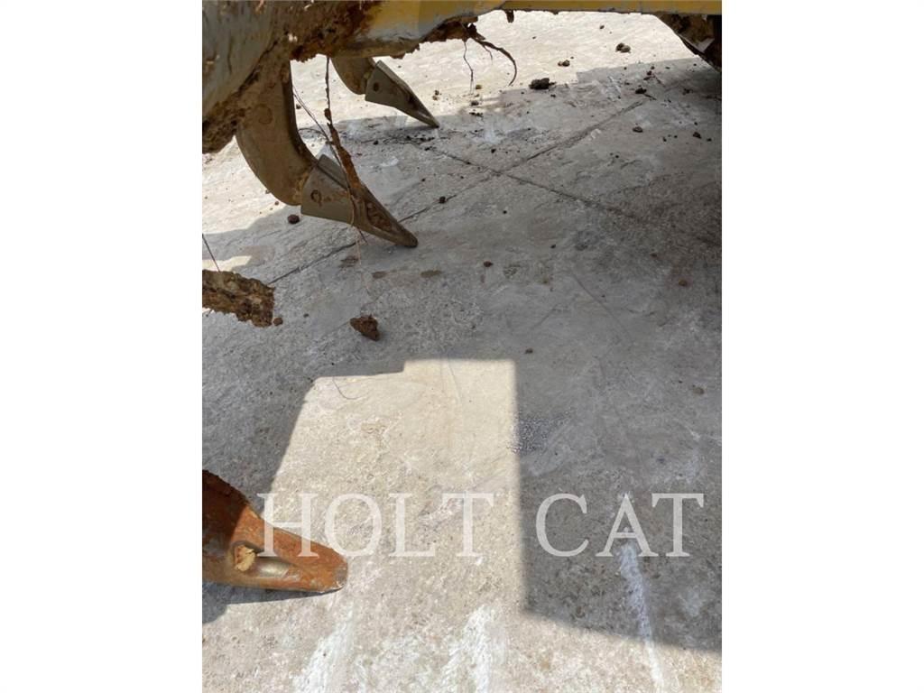 CAT D6 XELGPVP 履帶推土機