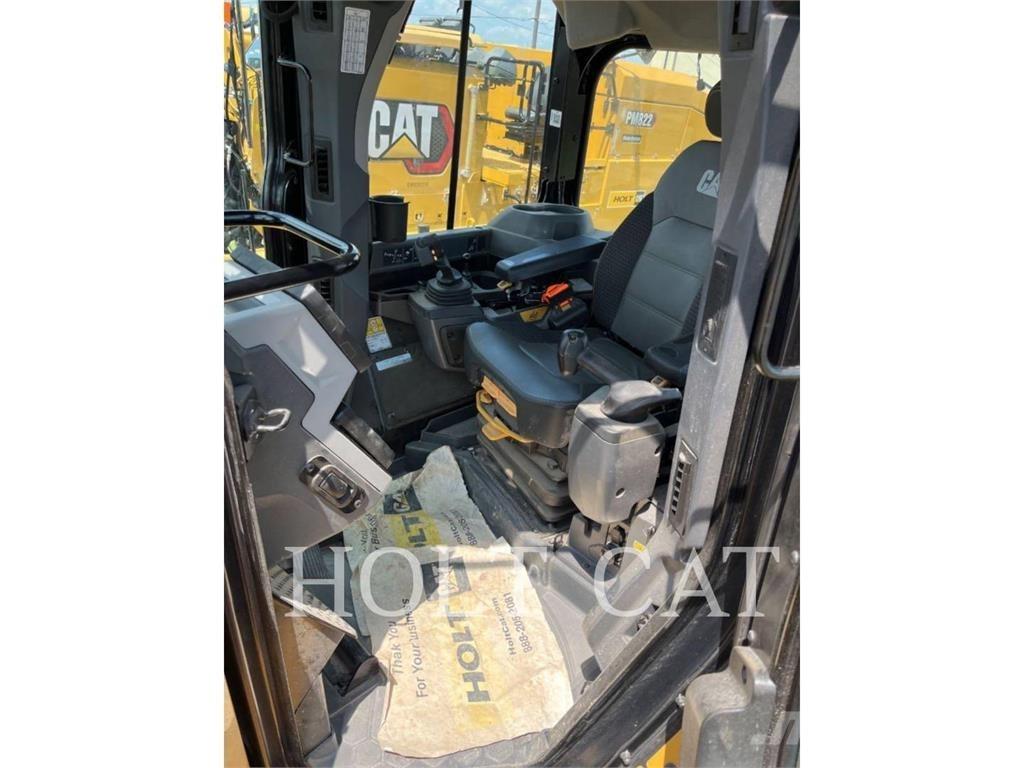 CAT D6 XELGPVP 履帶推土機
