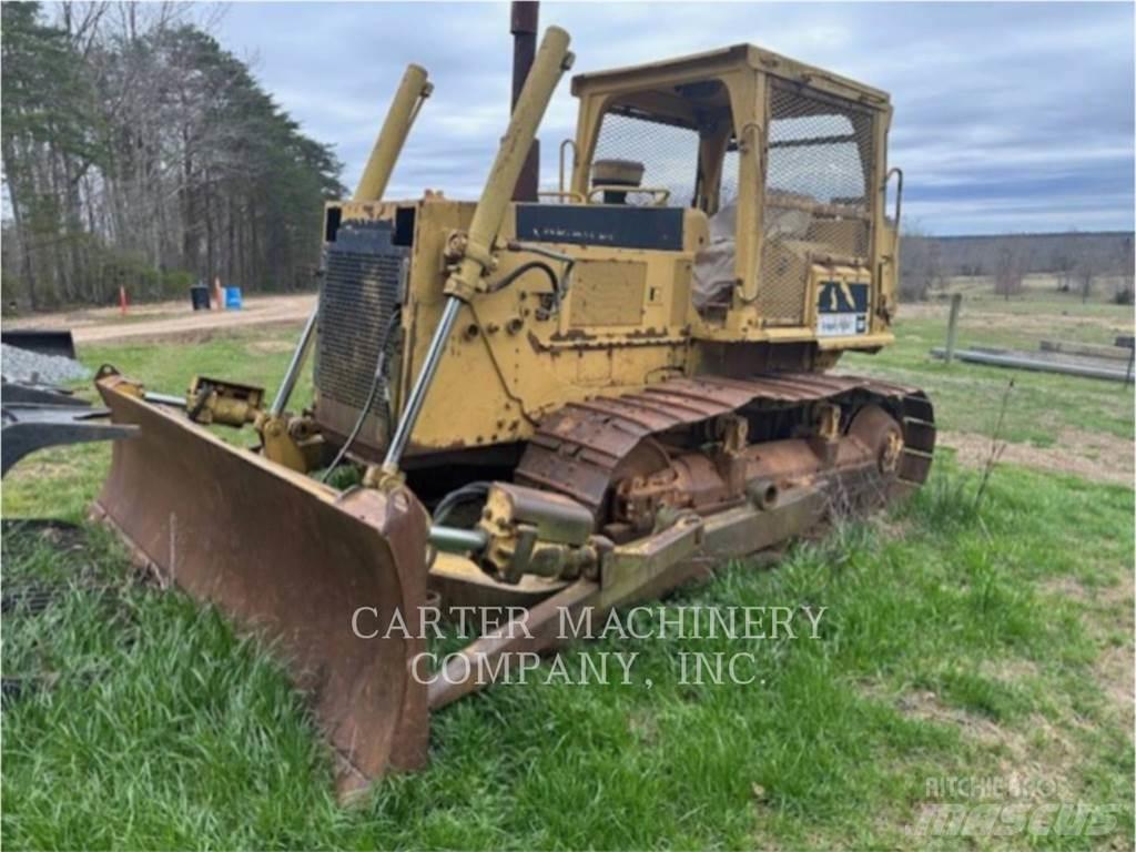CAT D6D 履帶推土機
