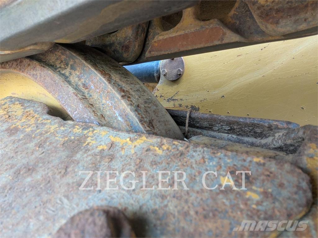 CAT D6K2 履帶推土機