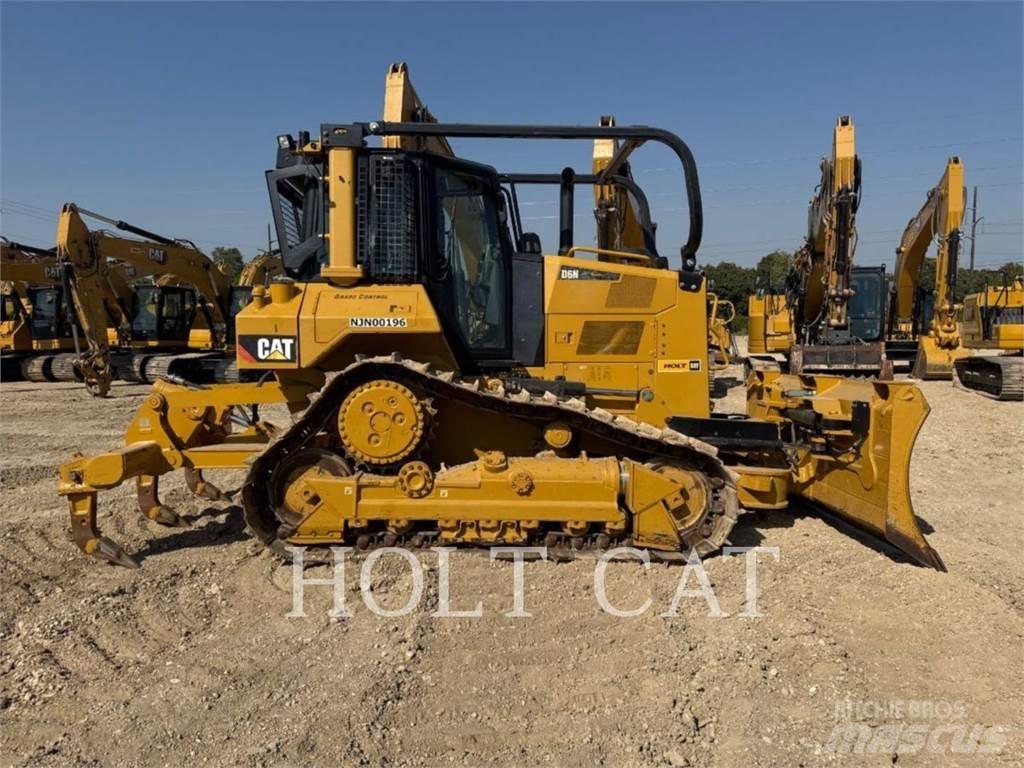 CAT D6N 履帶推土機