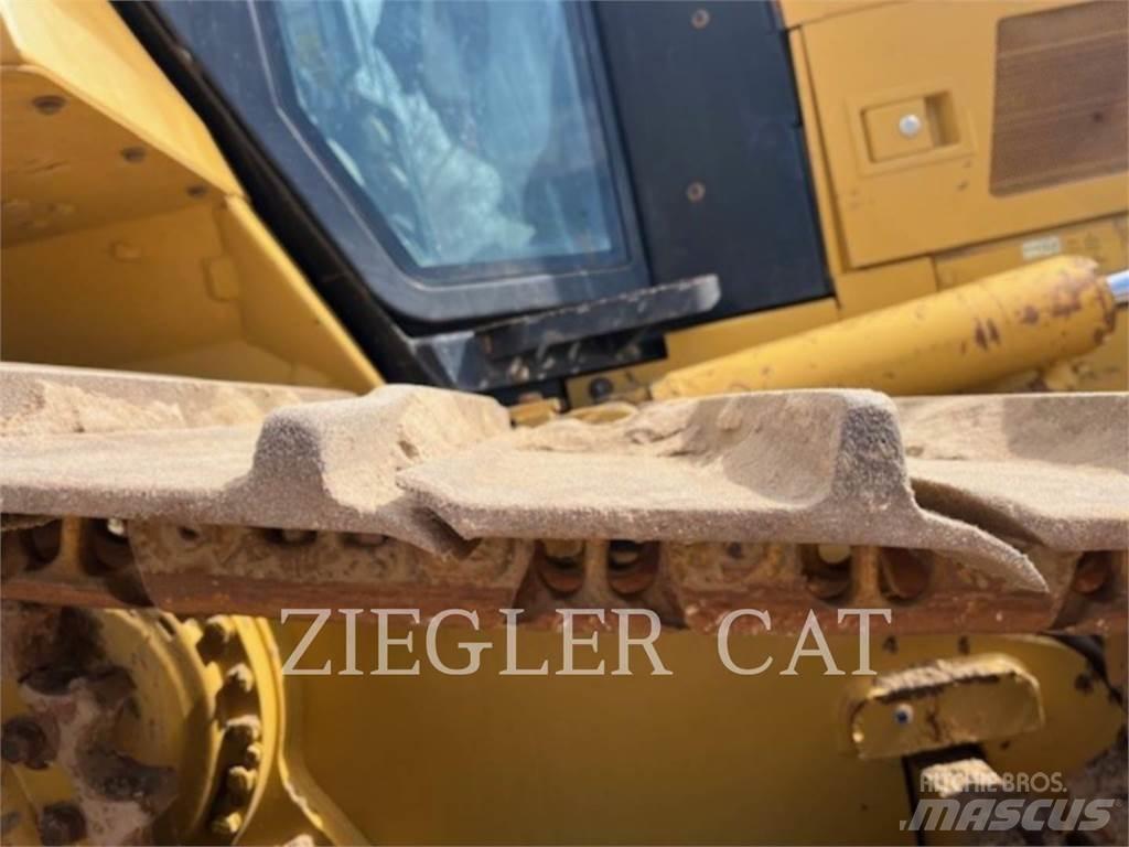 CAT D6N 履帶推土機