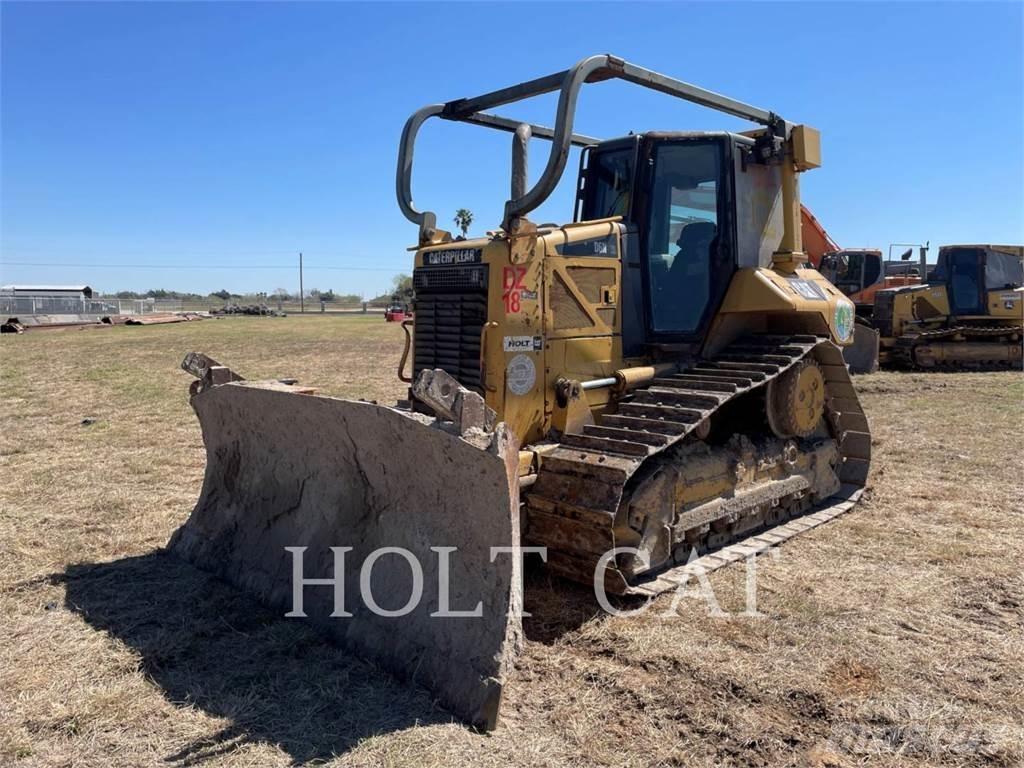CAT D6N 履帶推土機