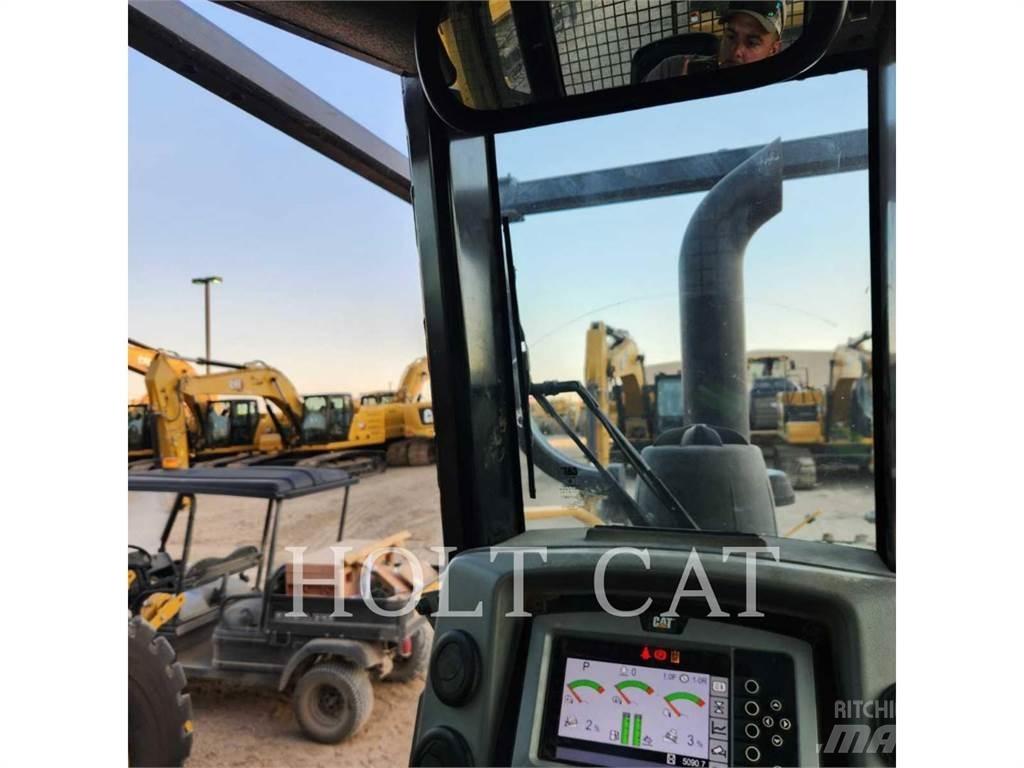 CAT D6N LGP 履帶推土機