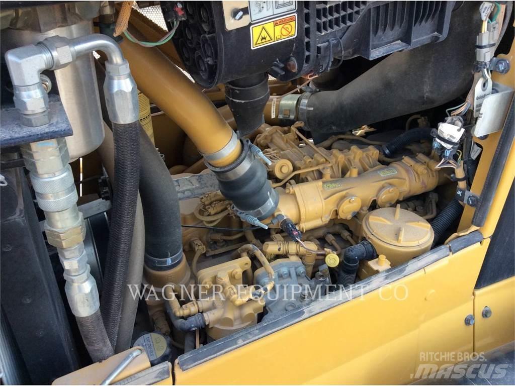 CAT D6N LGP PL 履帶推土機
