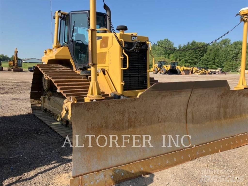 CAT D6N LGP R 履帶推土機
