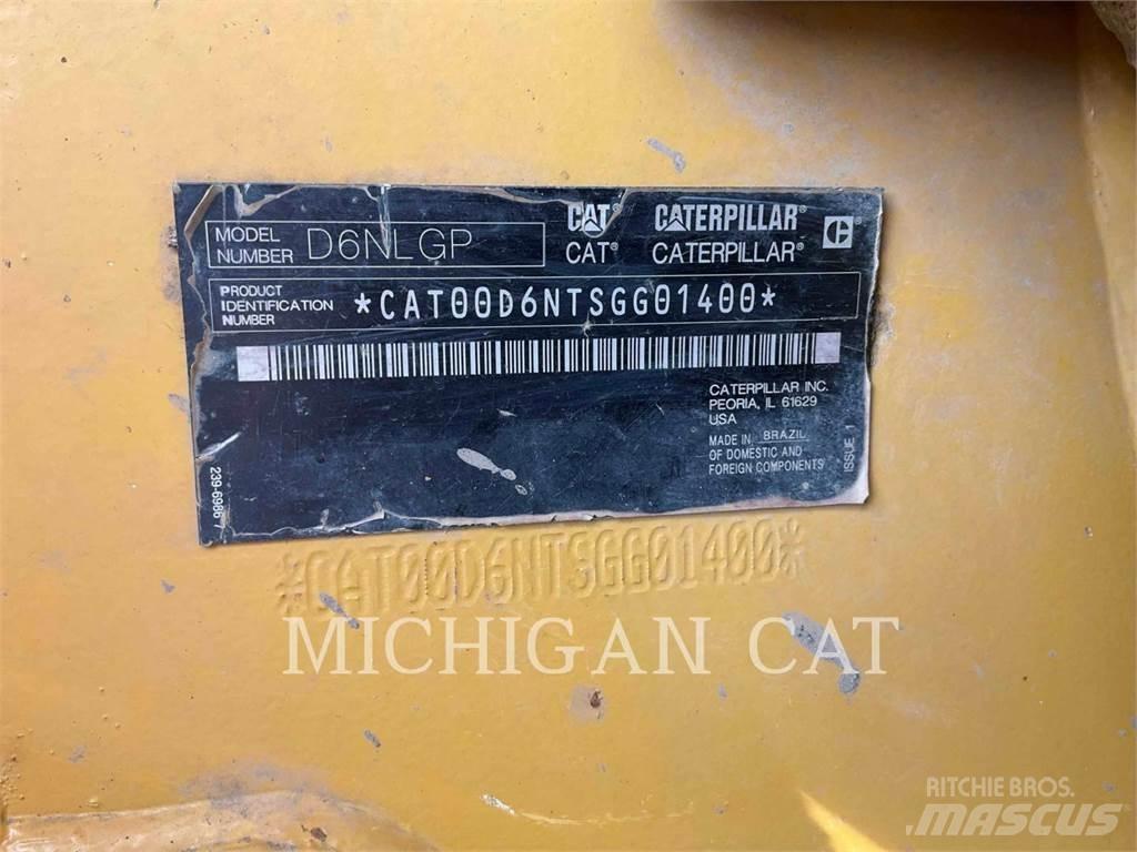 CAT D6NL AHZ24F 履帶推土機