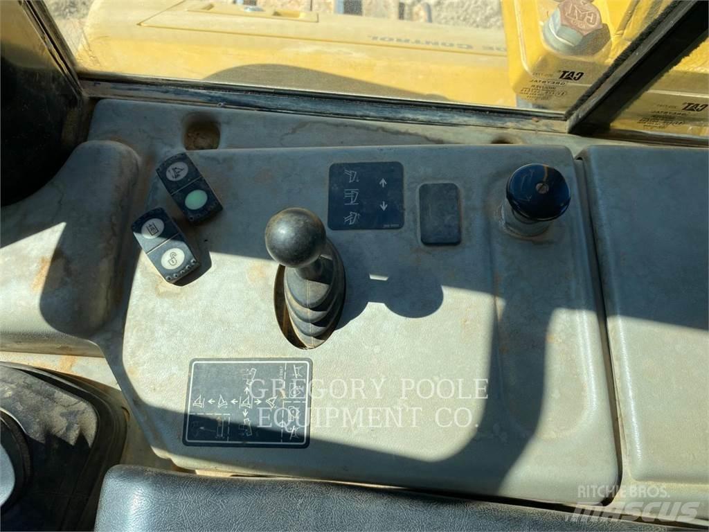 CAT D6NLGP 履帶推土機