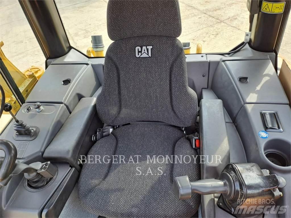 CAT D6NLGP 履帶推土機