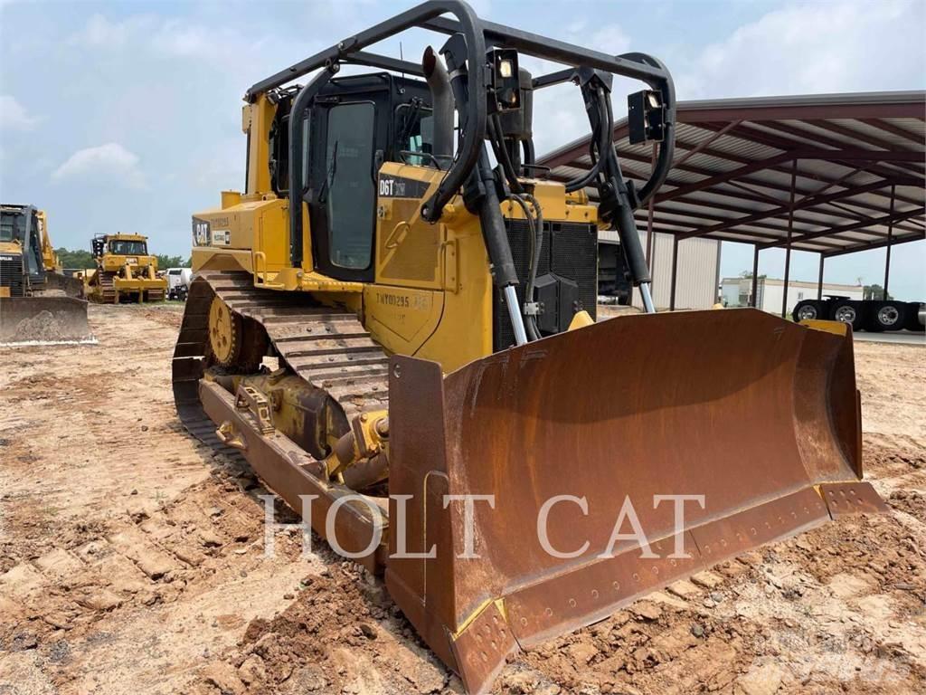 CAT D6T 履帶推土機
