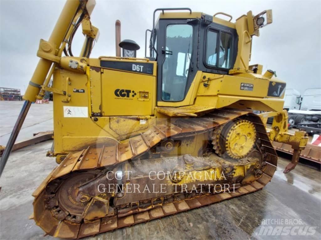 CAT D6T 履帶推土機