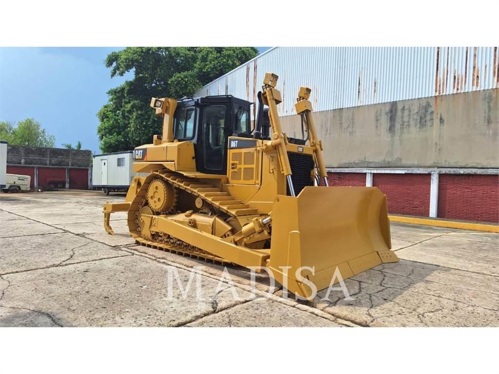 CAT D6T 履帶推土機