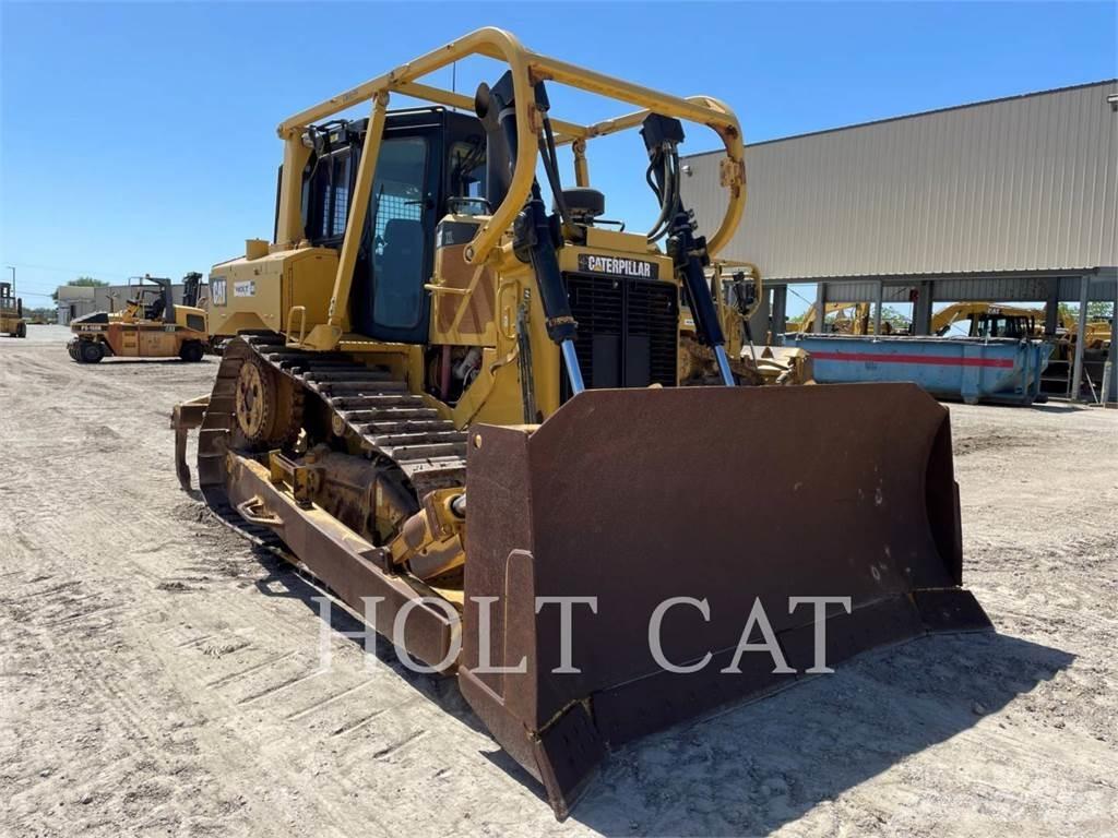CAT D6T 履帶推土機