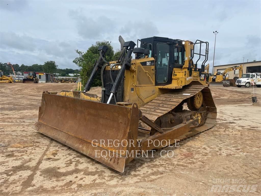 CAT D6T 履帶推土機