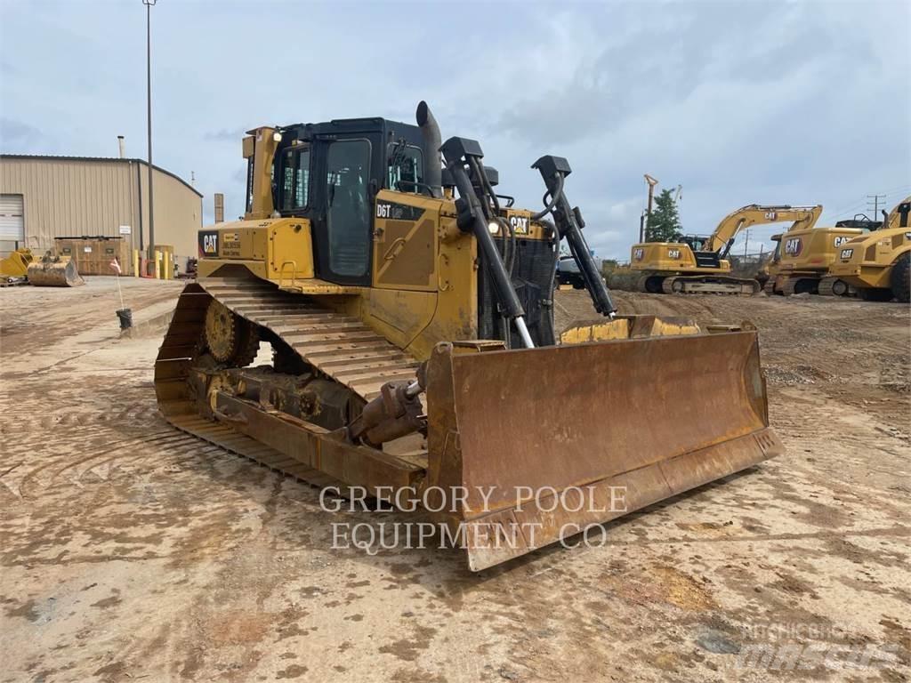 CAT D6T 履帶推土機