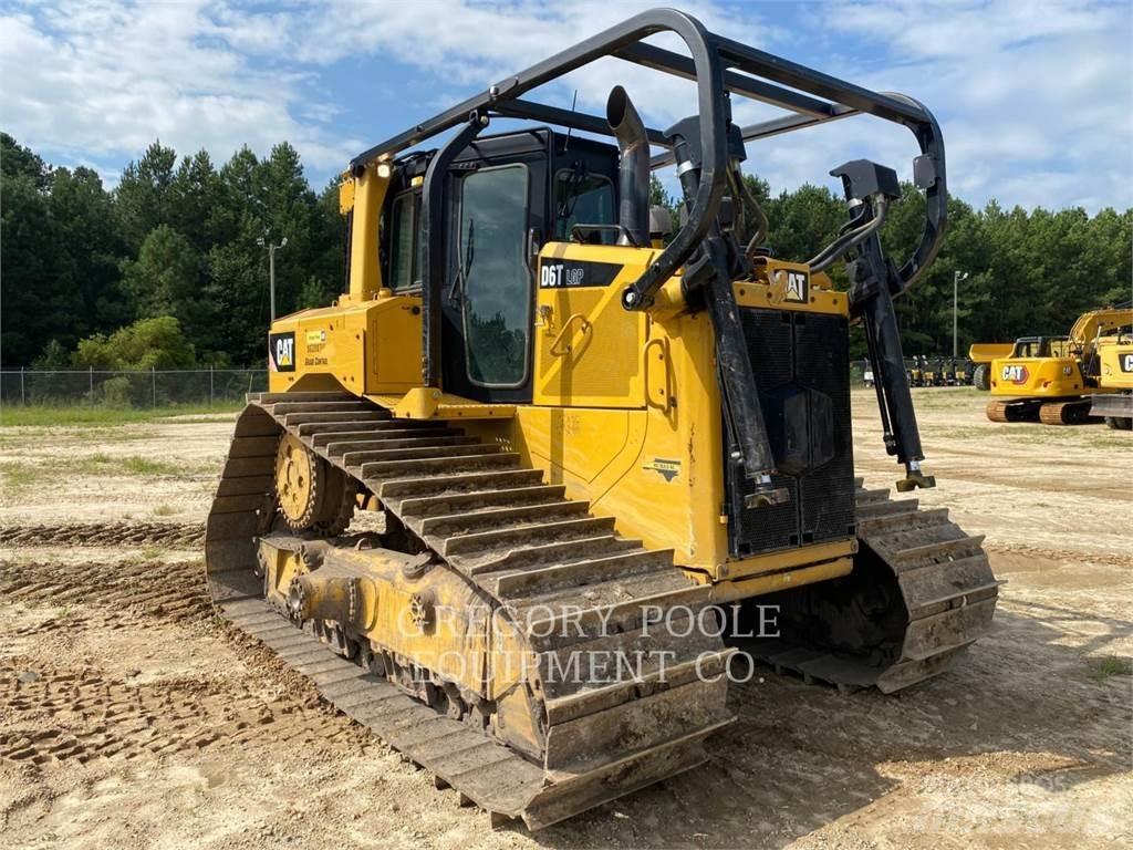 CAT D6T 履帶推土機