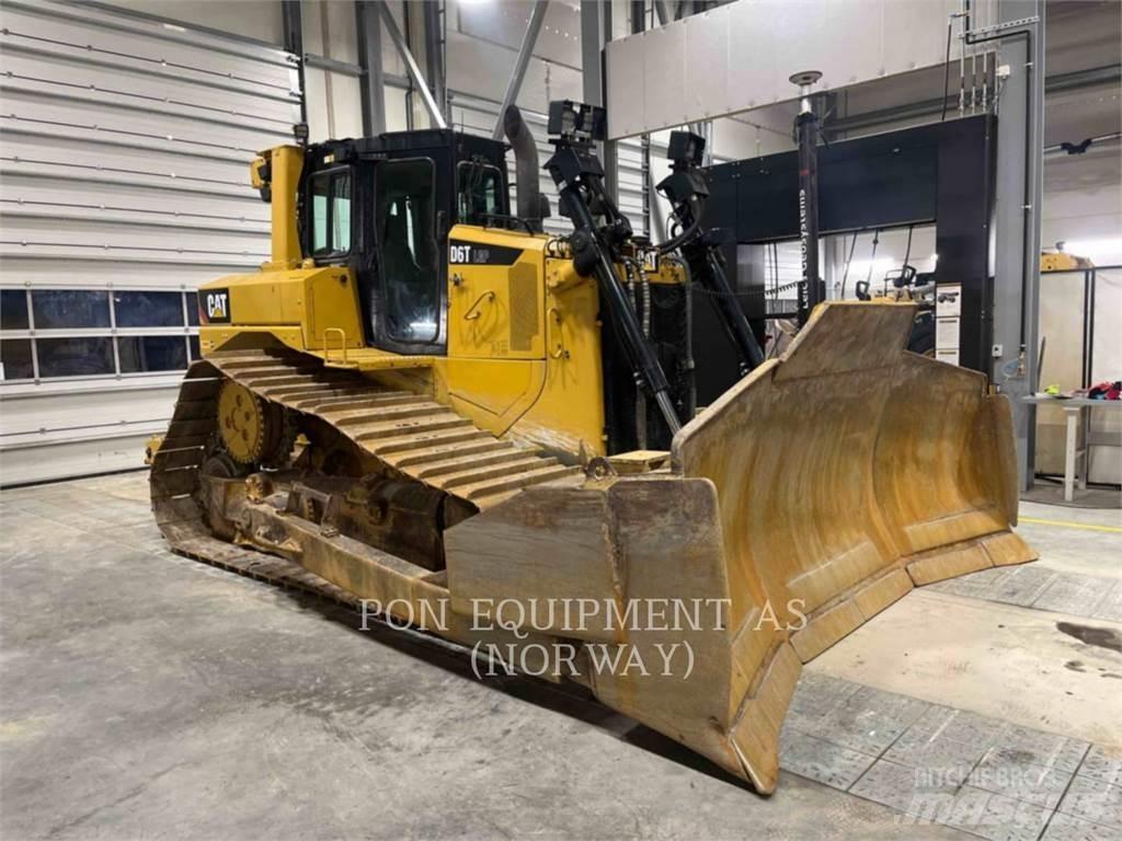 CAT D6T 履帶推土機