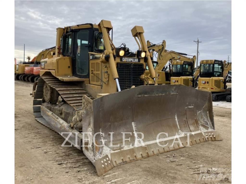 CAT D6T 履帶推土機