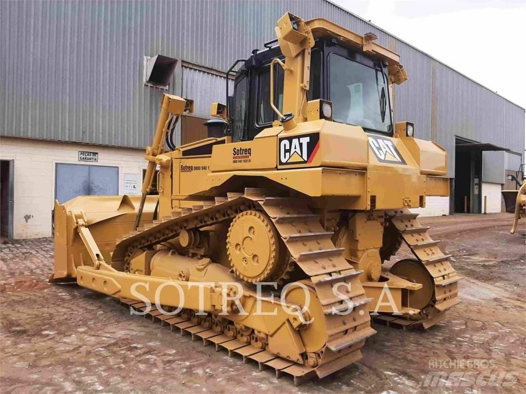 CAT D6T 履帶推土機