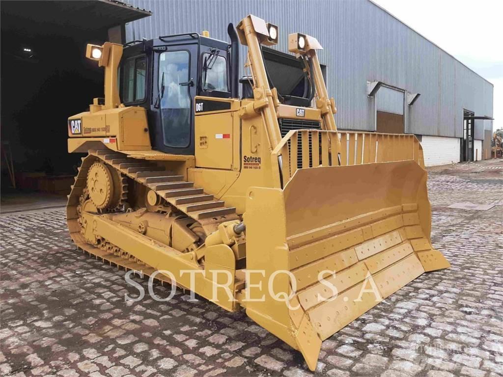 CAT D6T 履帶推土機