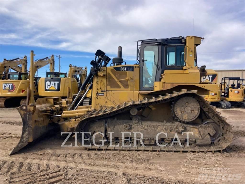 CAT D6T 履帶推土機