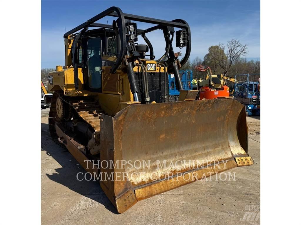 CAT D6T 履帶推土機
