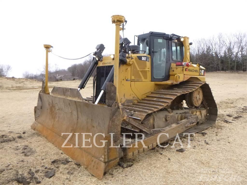 CAT D6T 履帶推土機