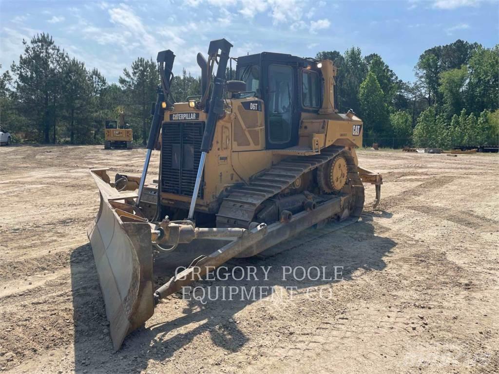 CAT D6T 履帶推土機