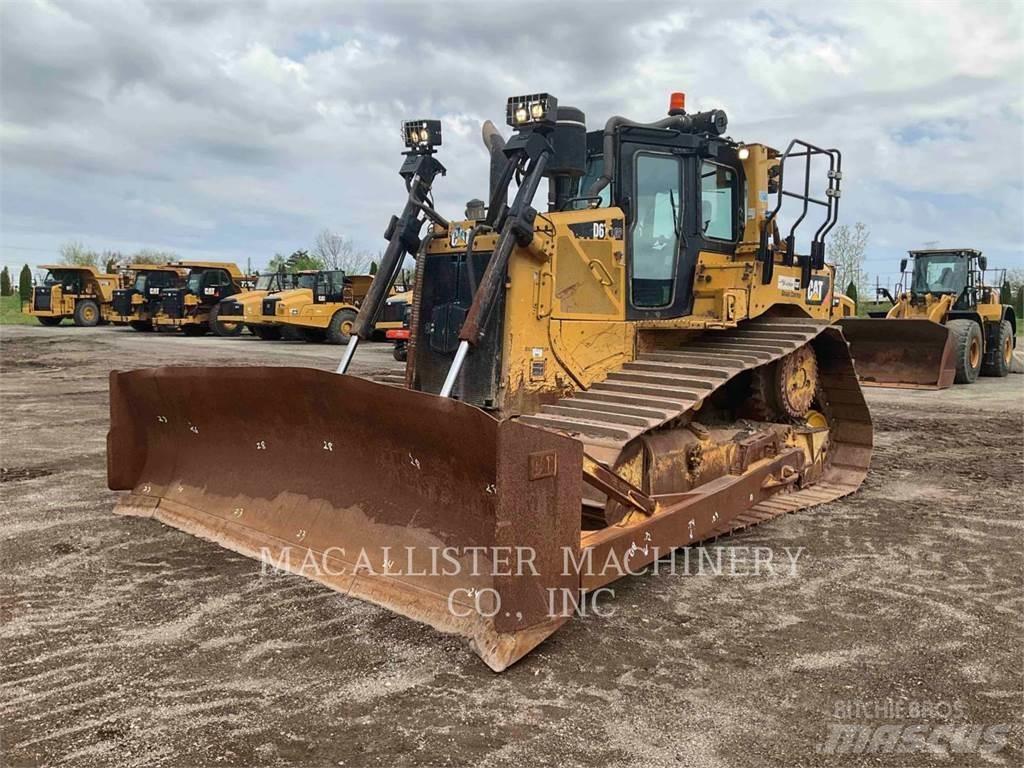 CAT D6T 履帶推土機