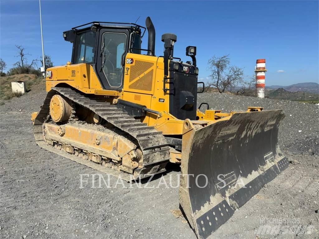 CAT D6T 履帶推土機
