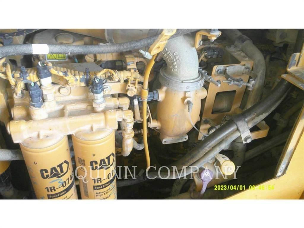 CAT D6T 履帶推土機
