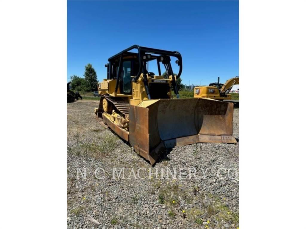 CAT D6T 履帶推土機