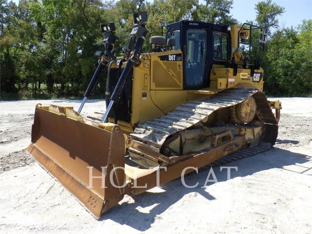 CAT D6T 履帶推土機