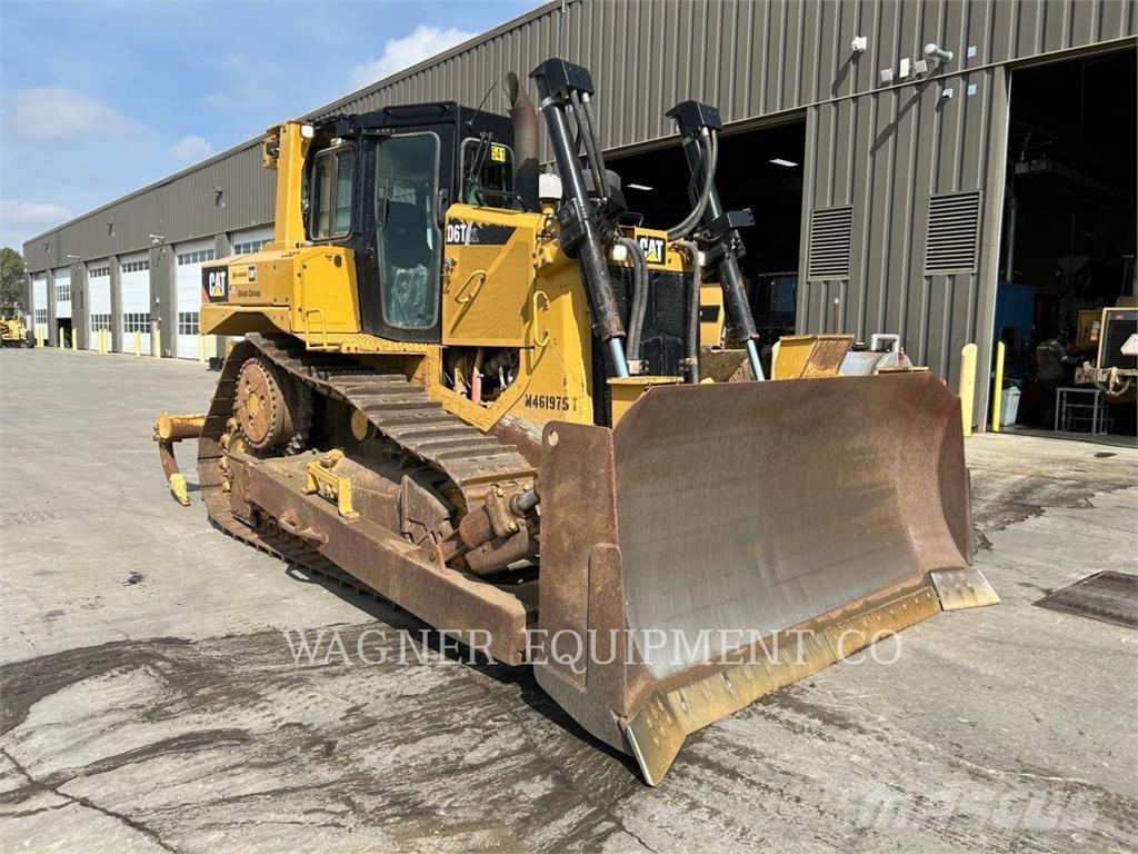 CAT D6T 履帶推土機