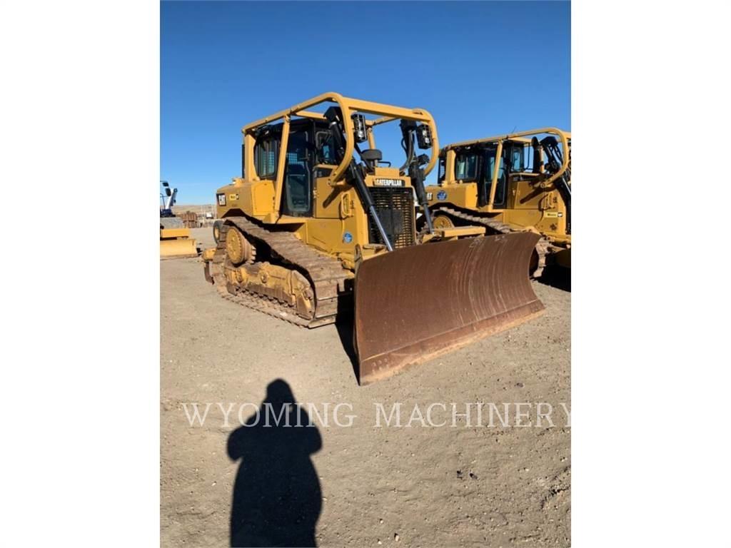 CAT D6T 履帶推土機