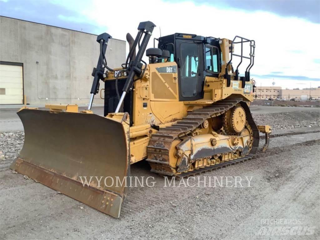 CAT D6T 履帶推土機