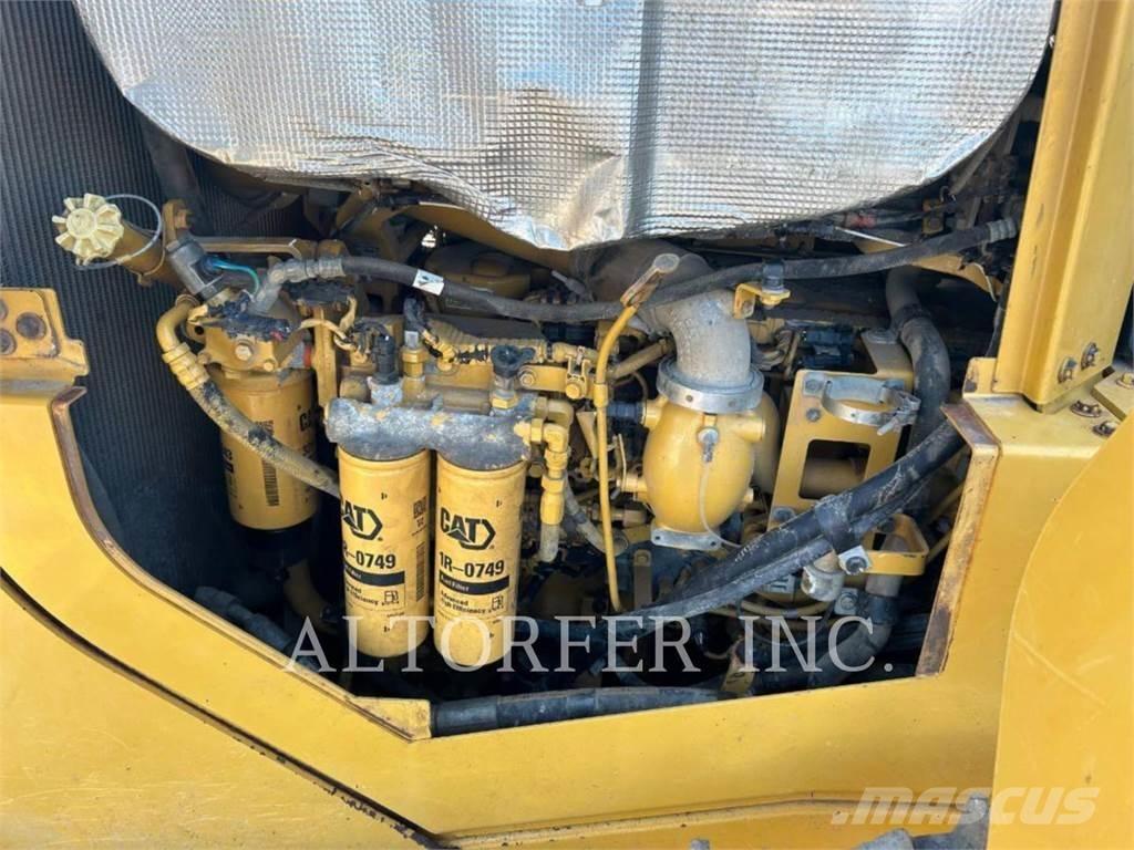 CAT D6T LGP 履帶推土機