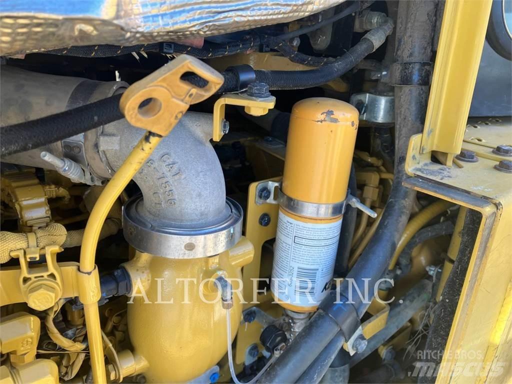 CAT D6T LGPPAT 履帶推土機