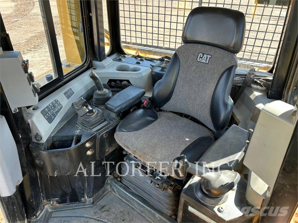 CAT D6T LGPPAT 履帶推土機