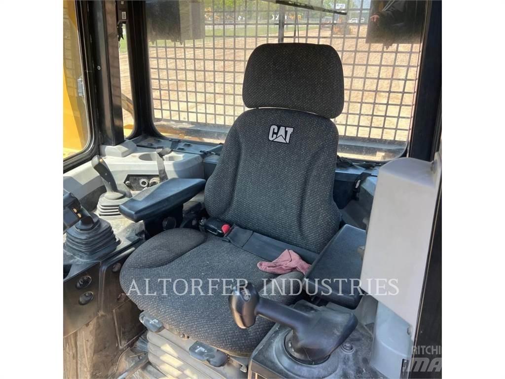 CAT D6T LGPPAT 履帶推土機