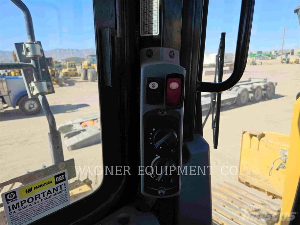 CAT D6T LGPVPT 履帶推土機