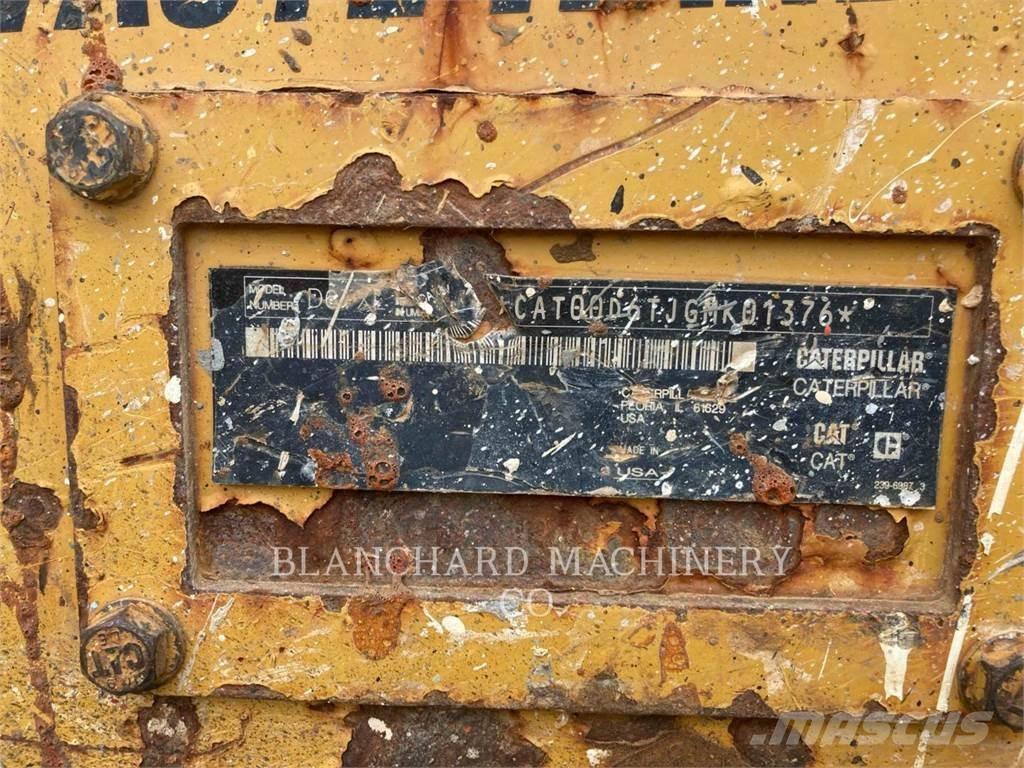 CAT D6T XL 履帶推土機