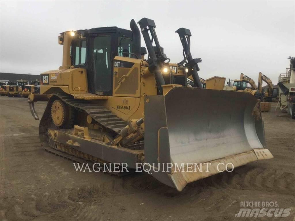CAT D6T XL 履帶推土機