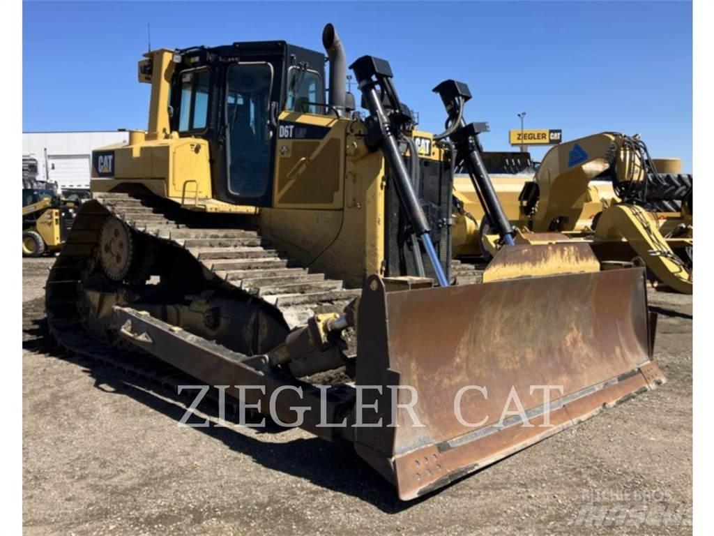 CAT D6T4FLGPA 履帶推土機